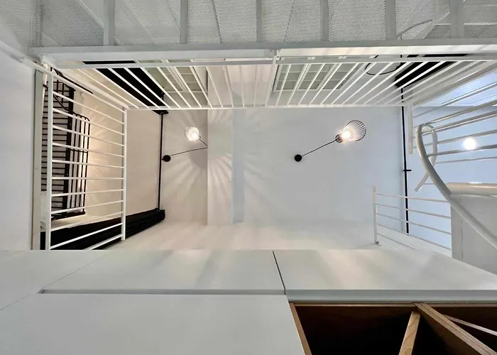 Apollo Project Coruna * A Coruna